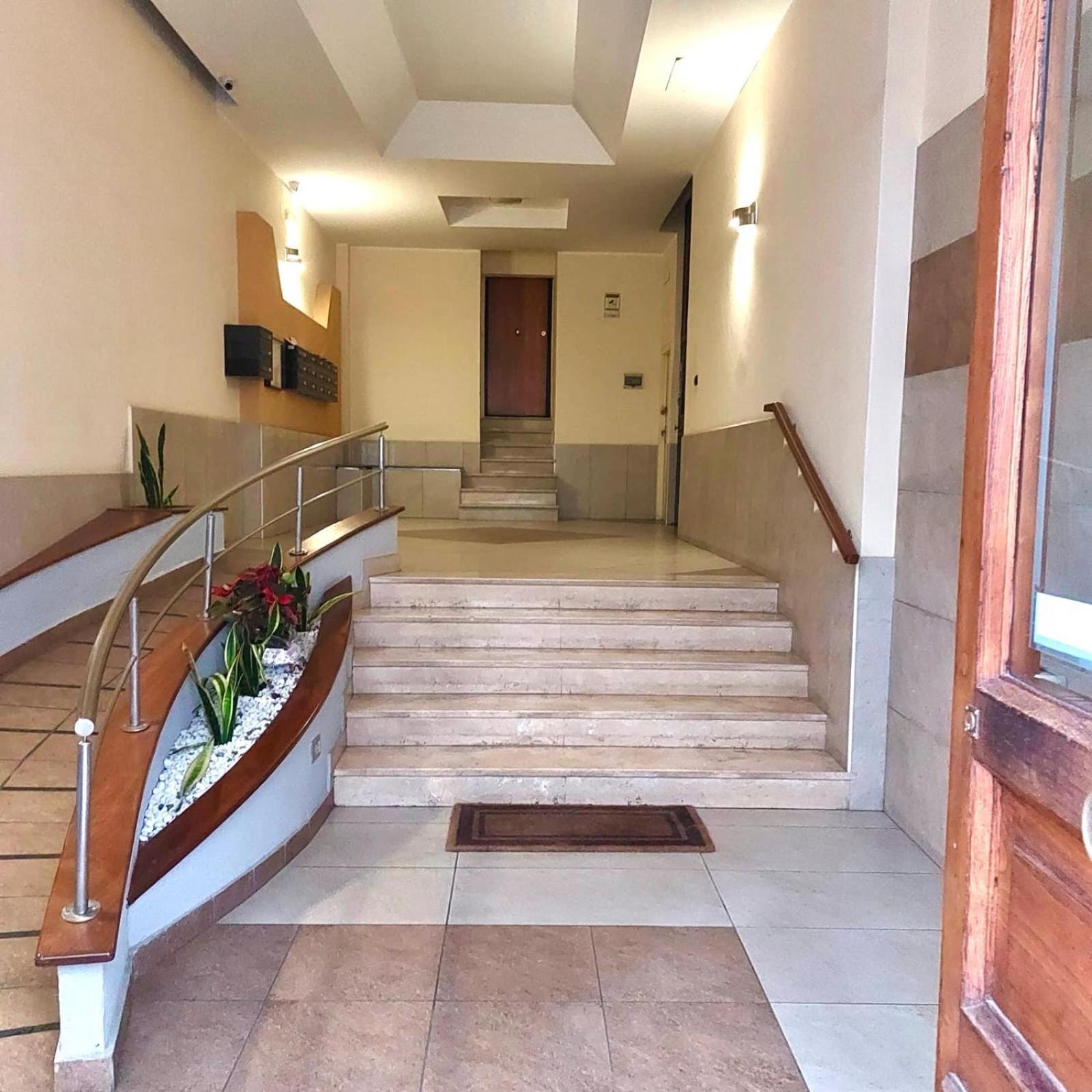 Apartmán A Casa Di Don Peppino Salerno Exteriér fotografie