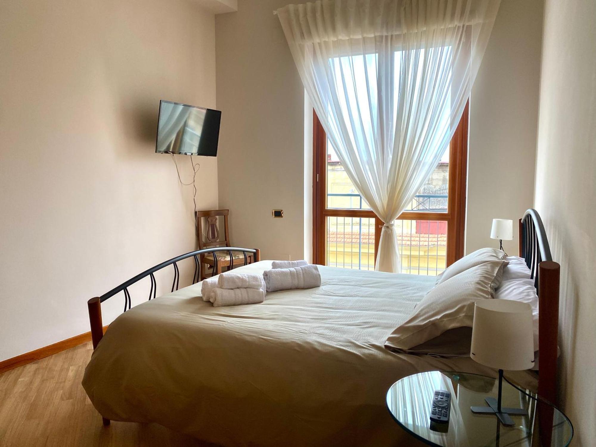 Apartmán A Casa Di Don Peppino Salerno Exteriér fotografie